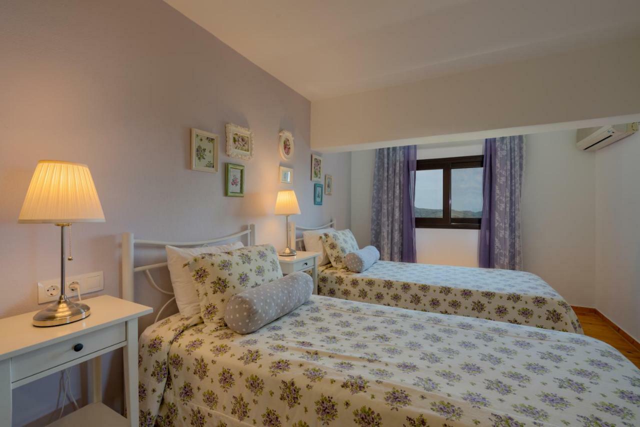 The Village Apartments Πλακιάς Εξωτερικό φωτογραφία